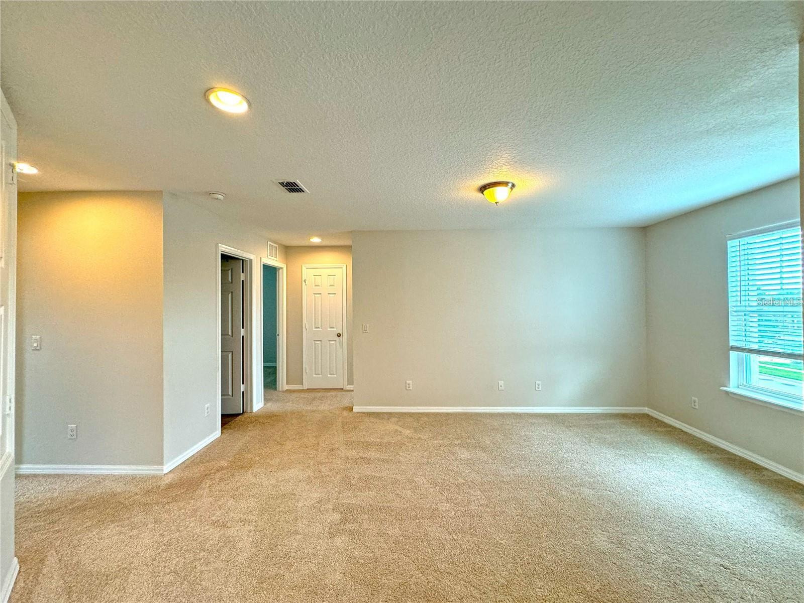 Image 17 of 29 For 3370 Mt Vernon Way