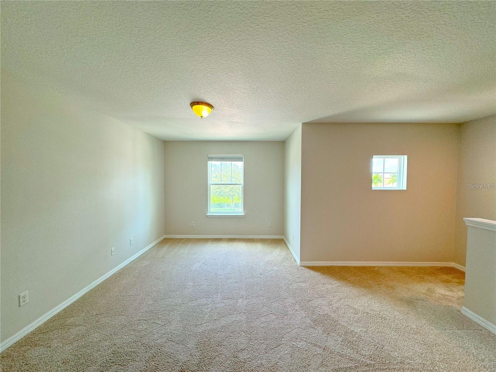 Image 19 of 29 For 3370 Mt Vernon Way