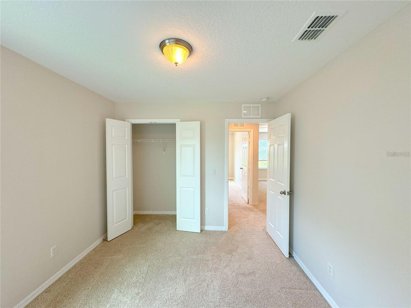 Image 24 of 29 For 3370 Mt Vernon Way