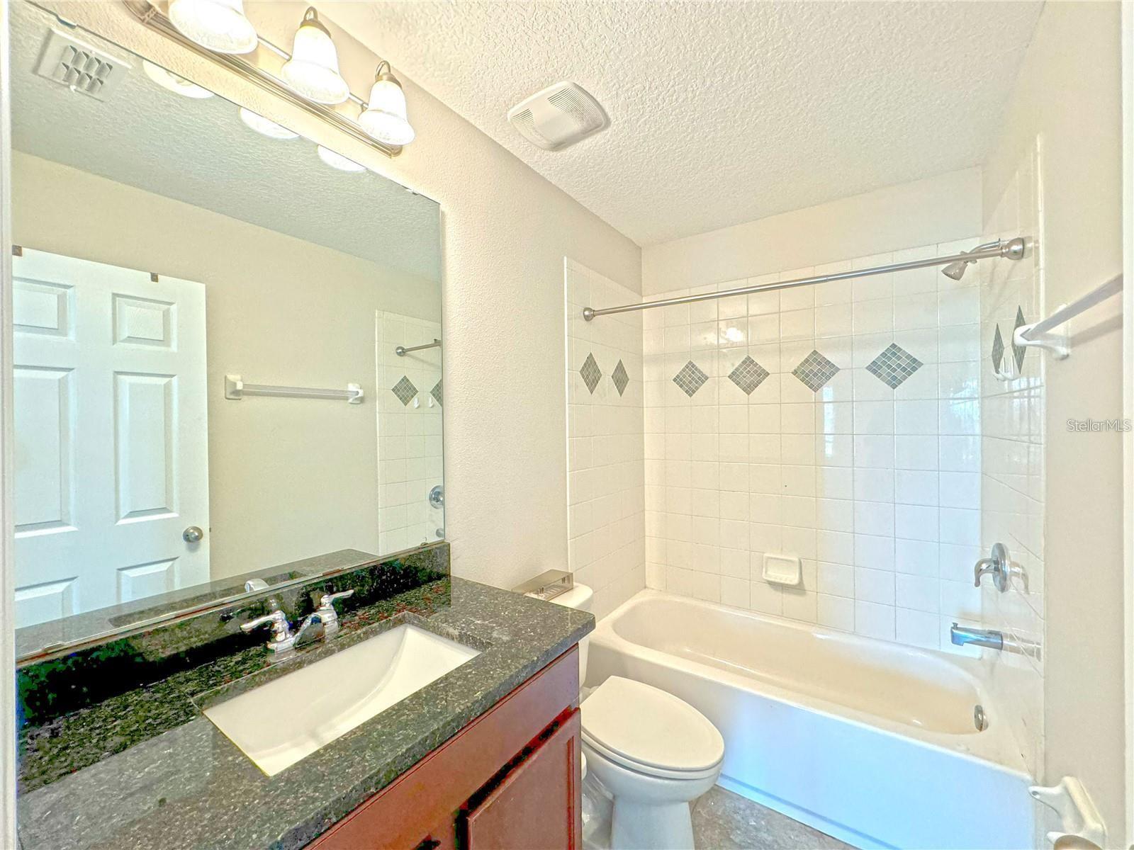 Image 26 of 29 For 3370 Mt Vernon Way