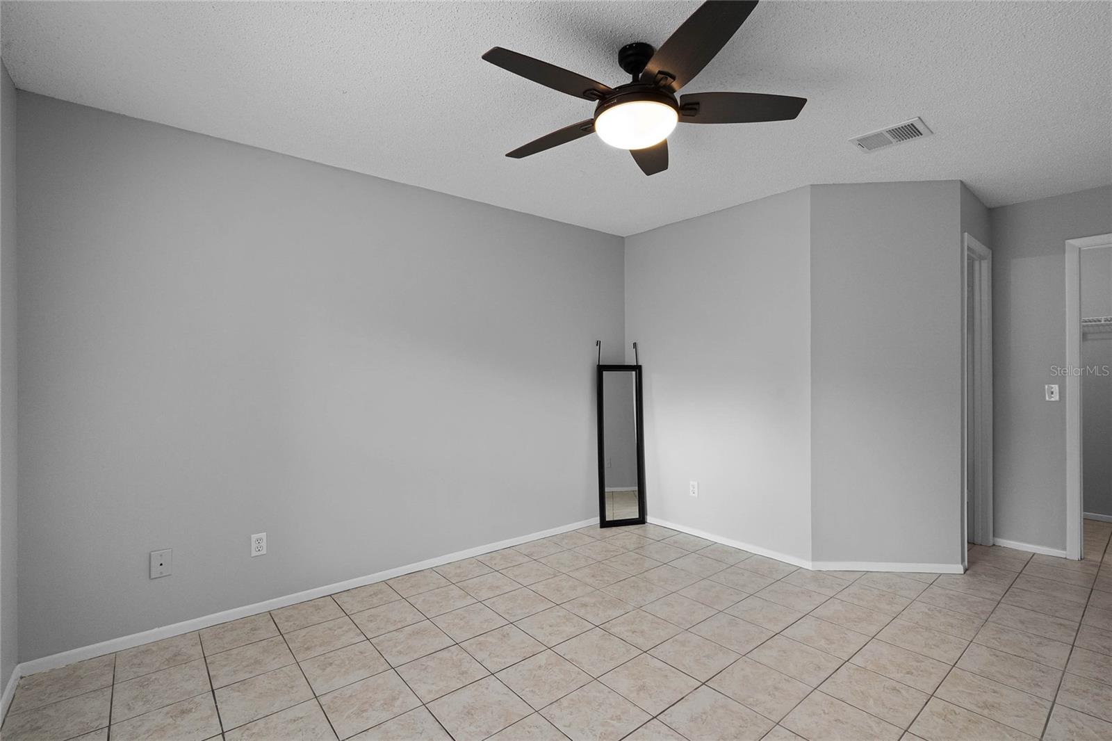 Image 12 of 28 For 5441 Lake Margaret Drive 58-h