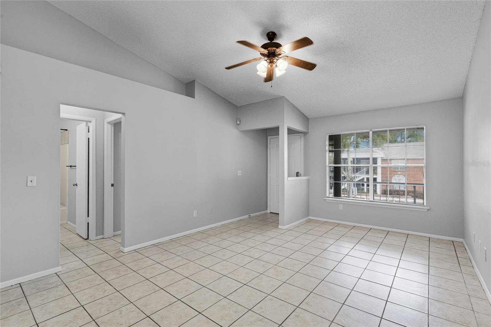 Image 5 of 28 For 5441 Lake Margaret Drive 58-h