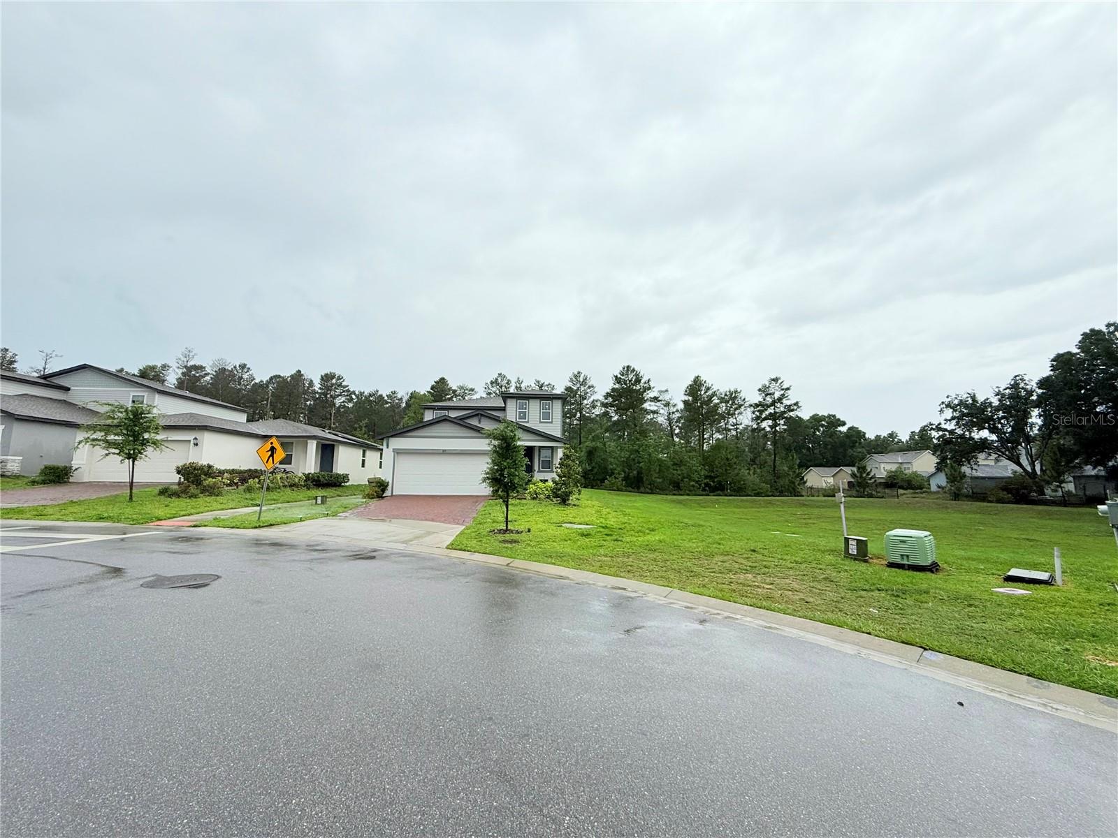 Image 31 of 33 For 877 Rivers Crossings Street