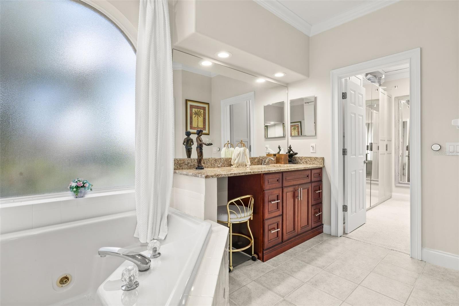 Image 33 of 59 For 1855 Vista Royale Boulevard