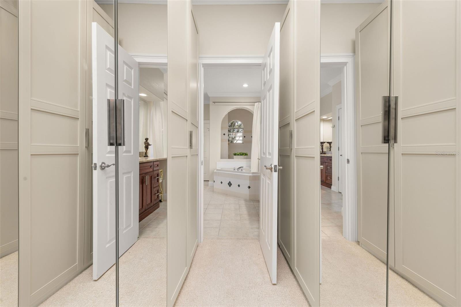 Image 35 of 59 For 1855 Vista Royale Boulevard