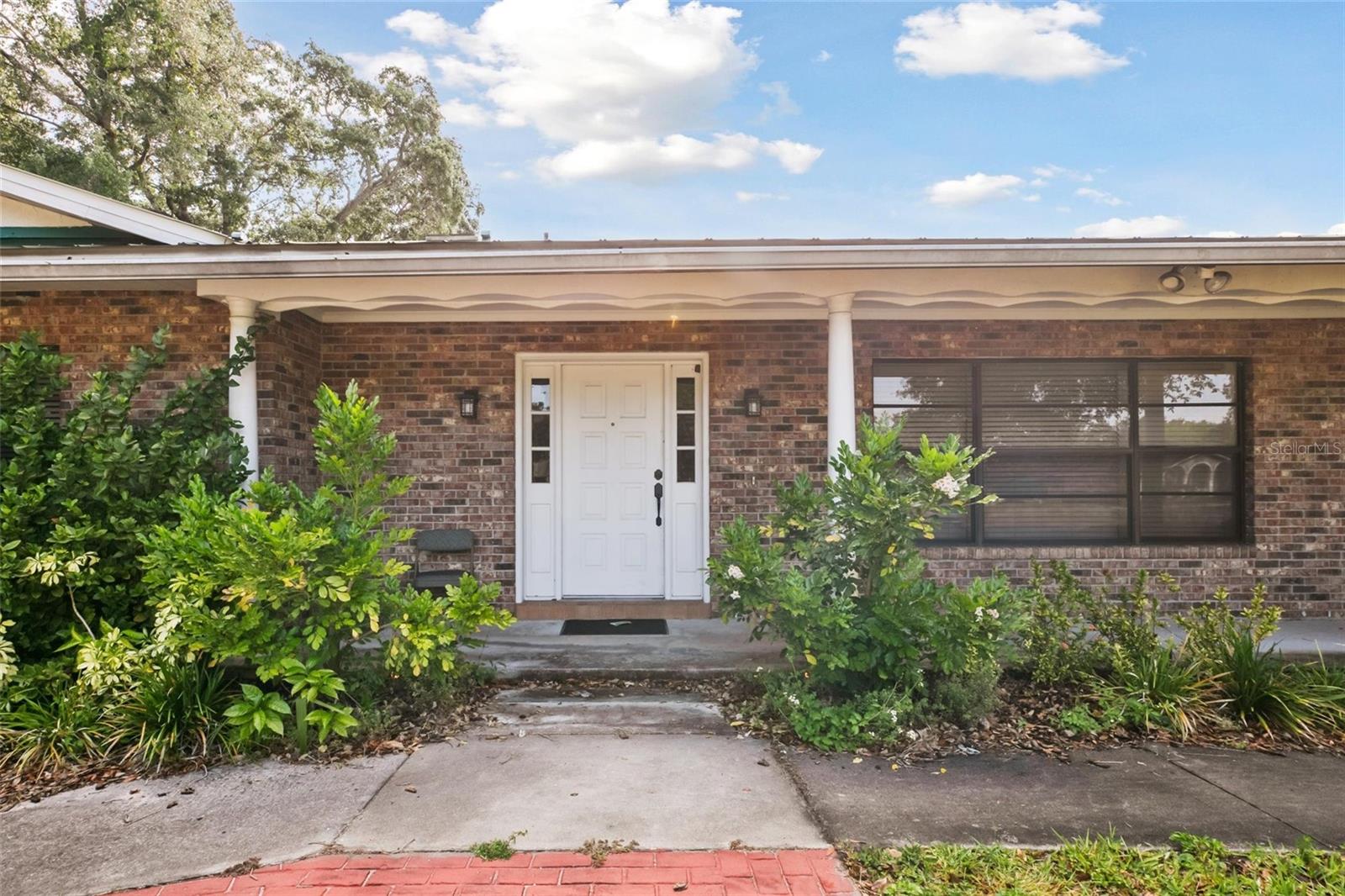 Image 11 of 80 For 949 Shadow Oaks Road
