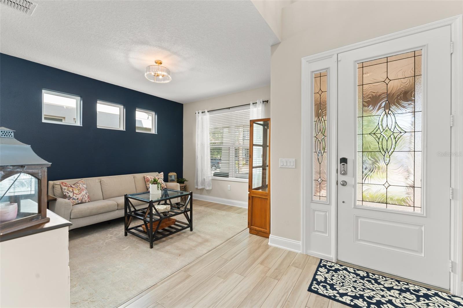 Image 4 of 32 For 15420 Southern Martin Street