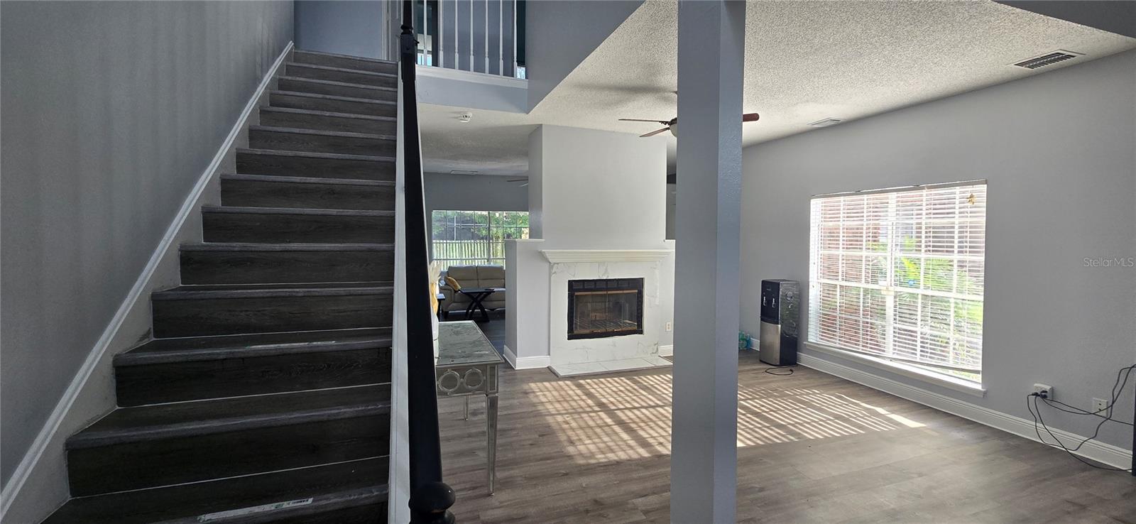 Image 10 of 60 For 8612 Valley Ridge Court