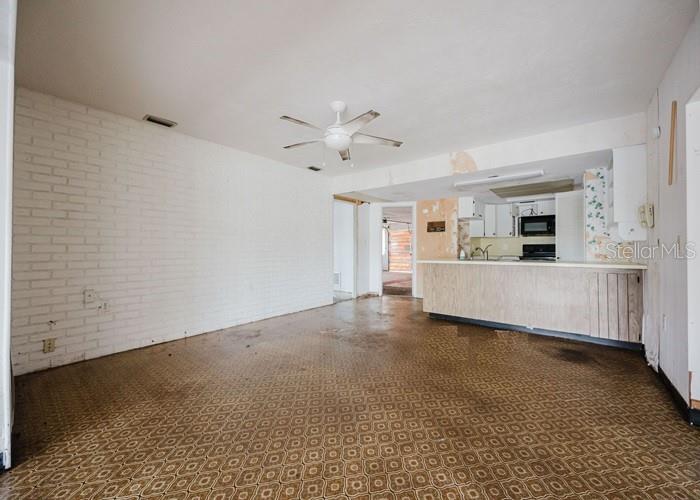 Image 10 of 16 For 5500 Leeward Lane