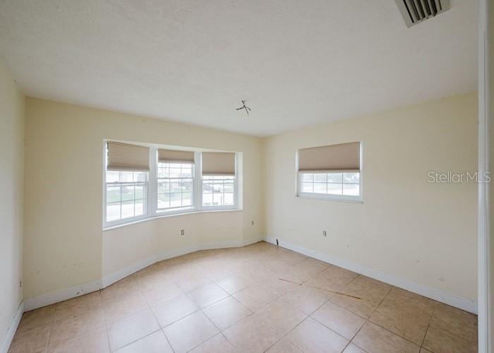 Image 12 of 16 For 5500 Leeward Lane