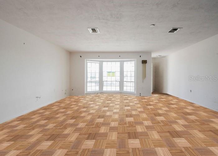 Image 5 of 16 For 5500 Leeward Lane