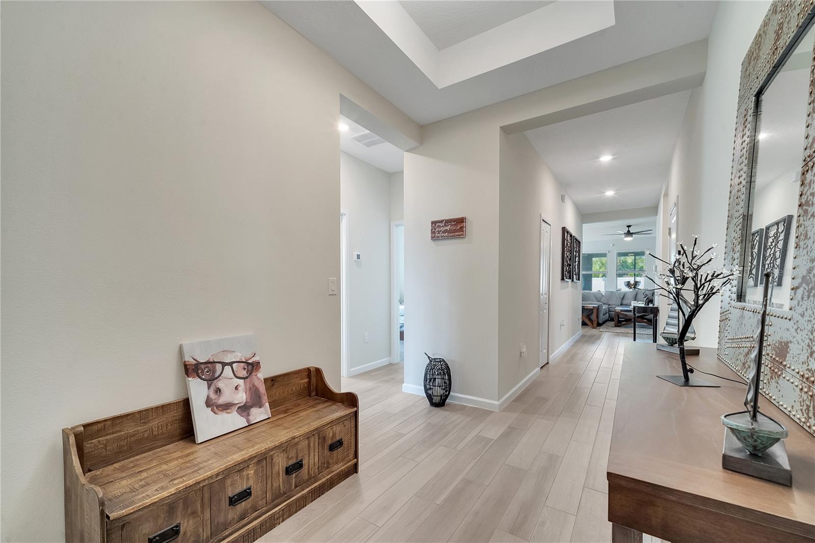 Image 20 of 41 For 338 Wooded Vine Drive