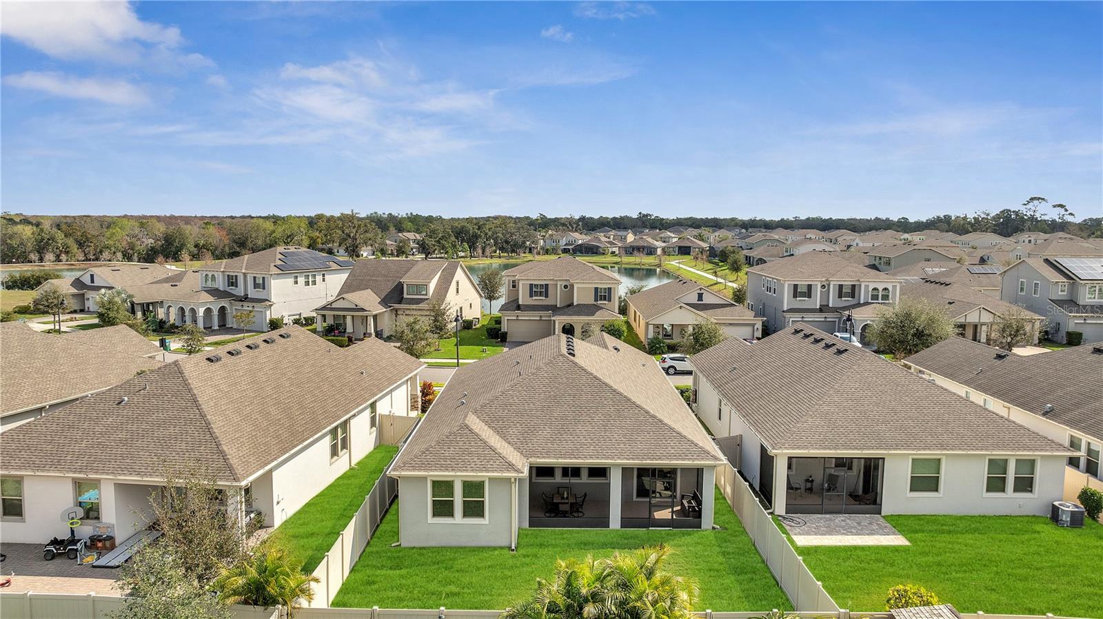 Image 6 of 41 For 338 Wooded Vine Drive