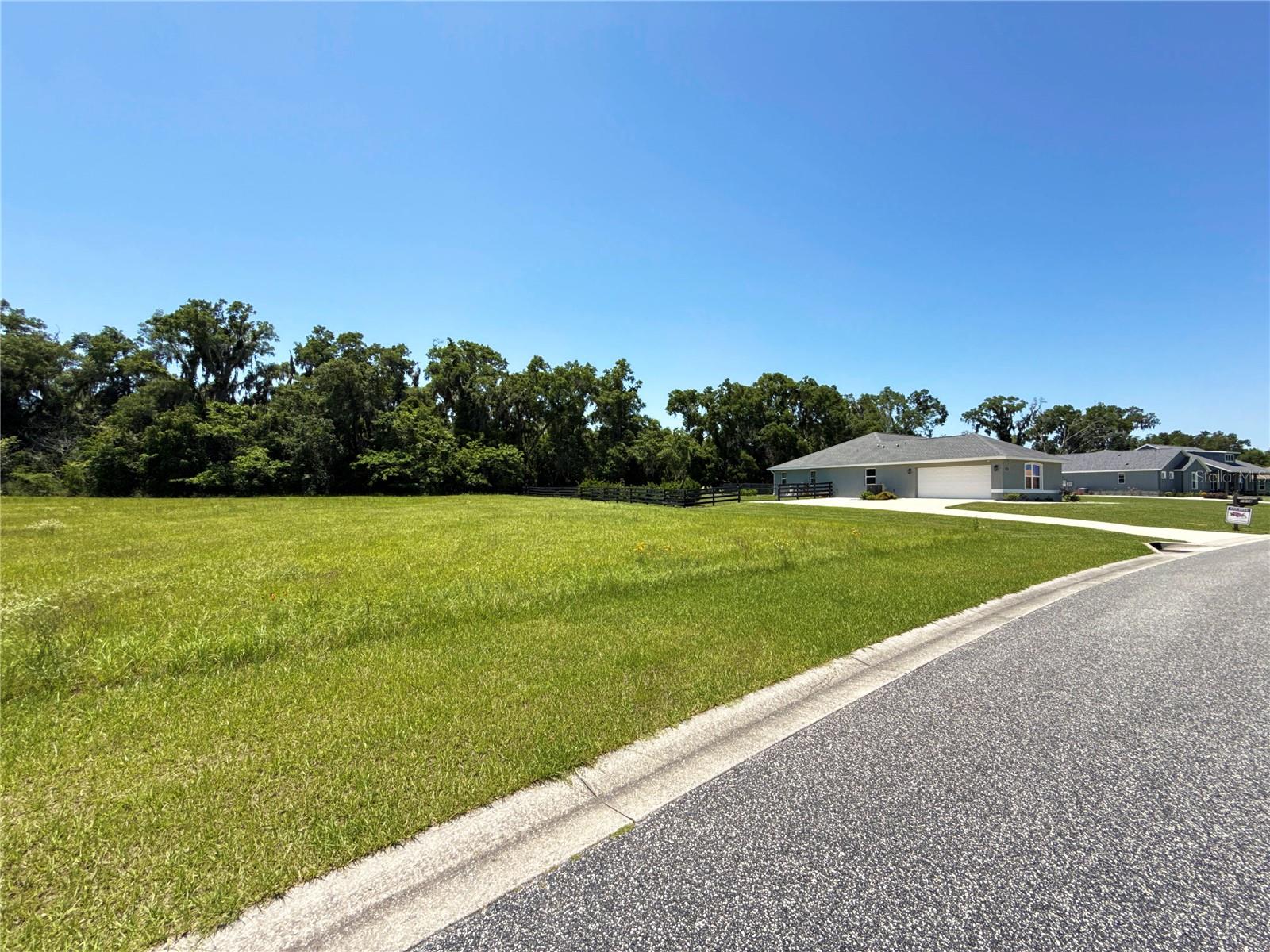 Image 2 of 6 For Lot 24 79th Loop