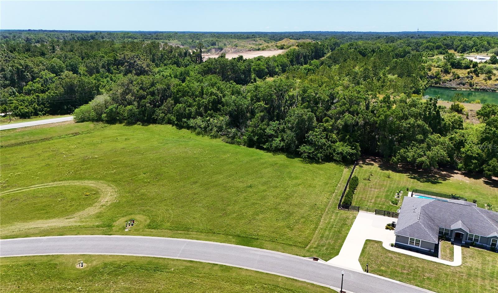 Image 3 of 6 For Lot 24 79th Loop