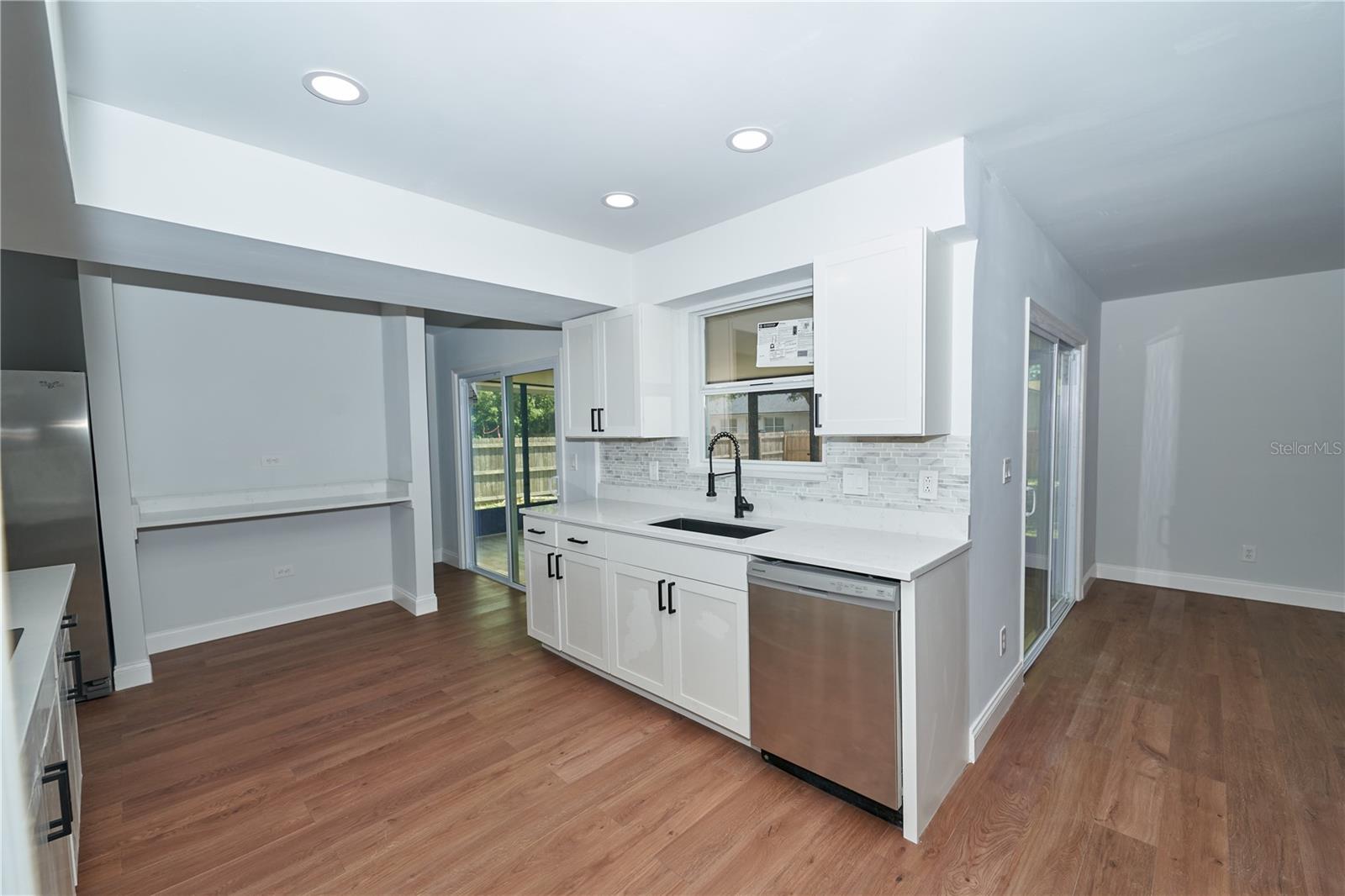 Image 11 of 48 For 863 Highland Avenue Nw