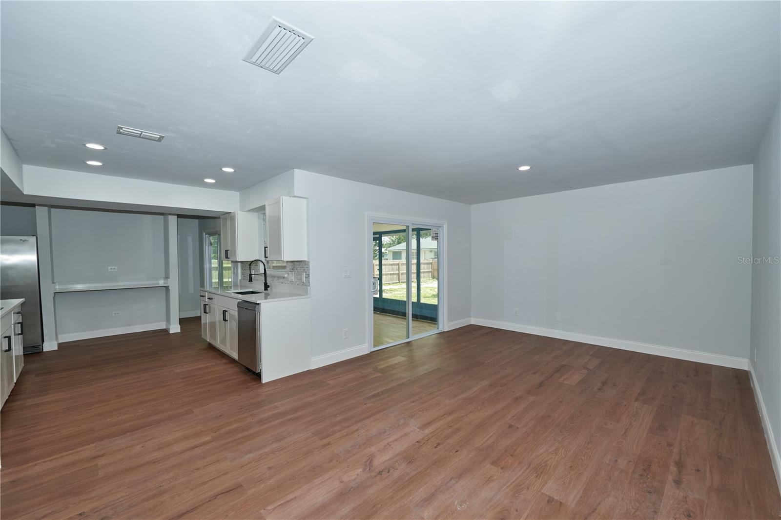 Image 15 of 48 For 863 Highland Avenue Nw