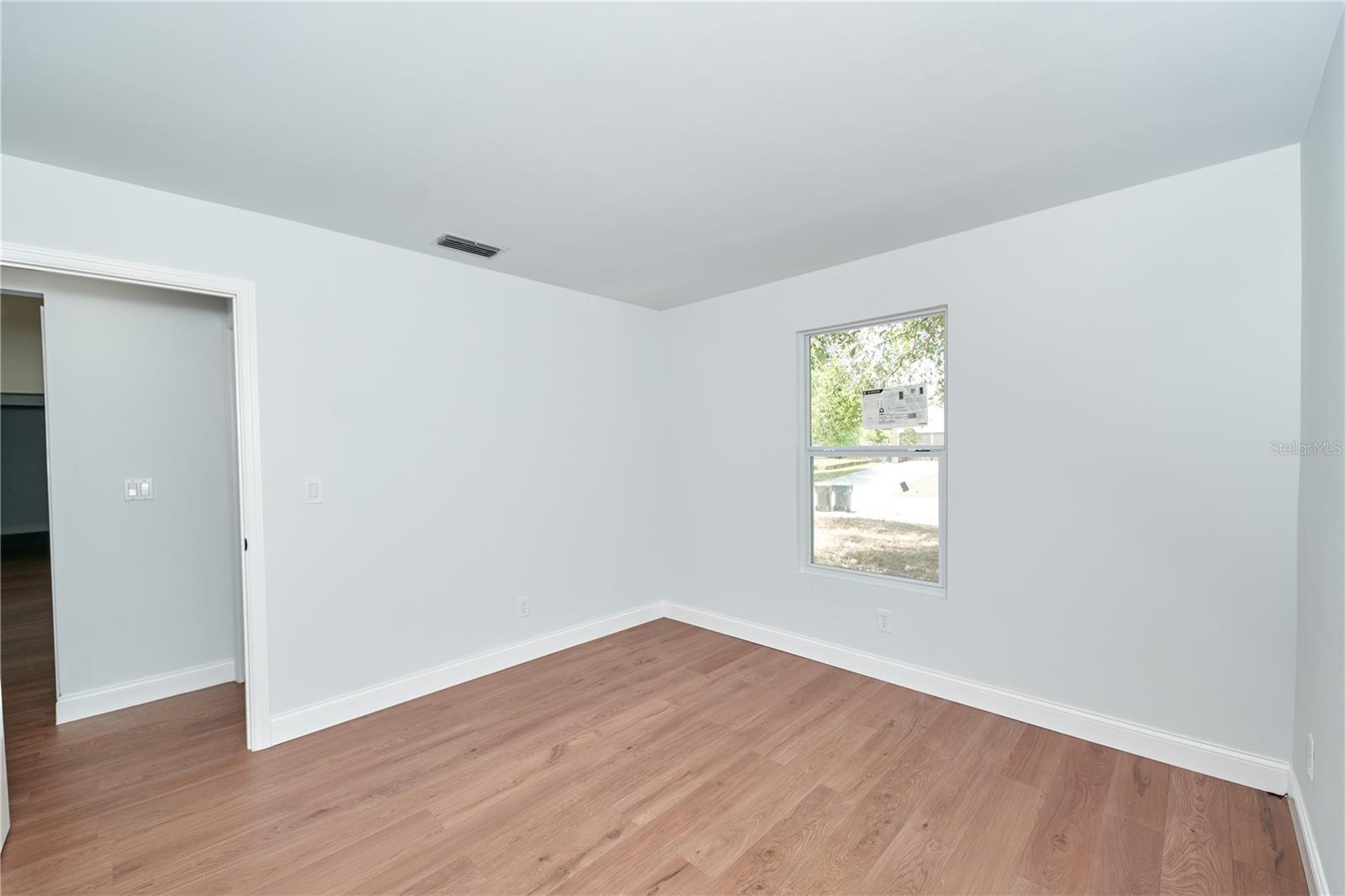 Image 18 of 48 For 863 Highland Avenue Nw