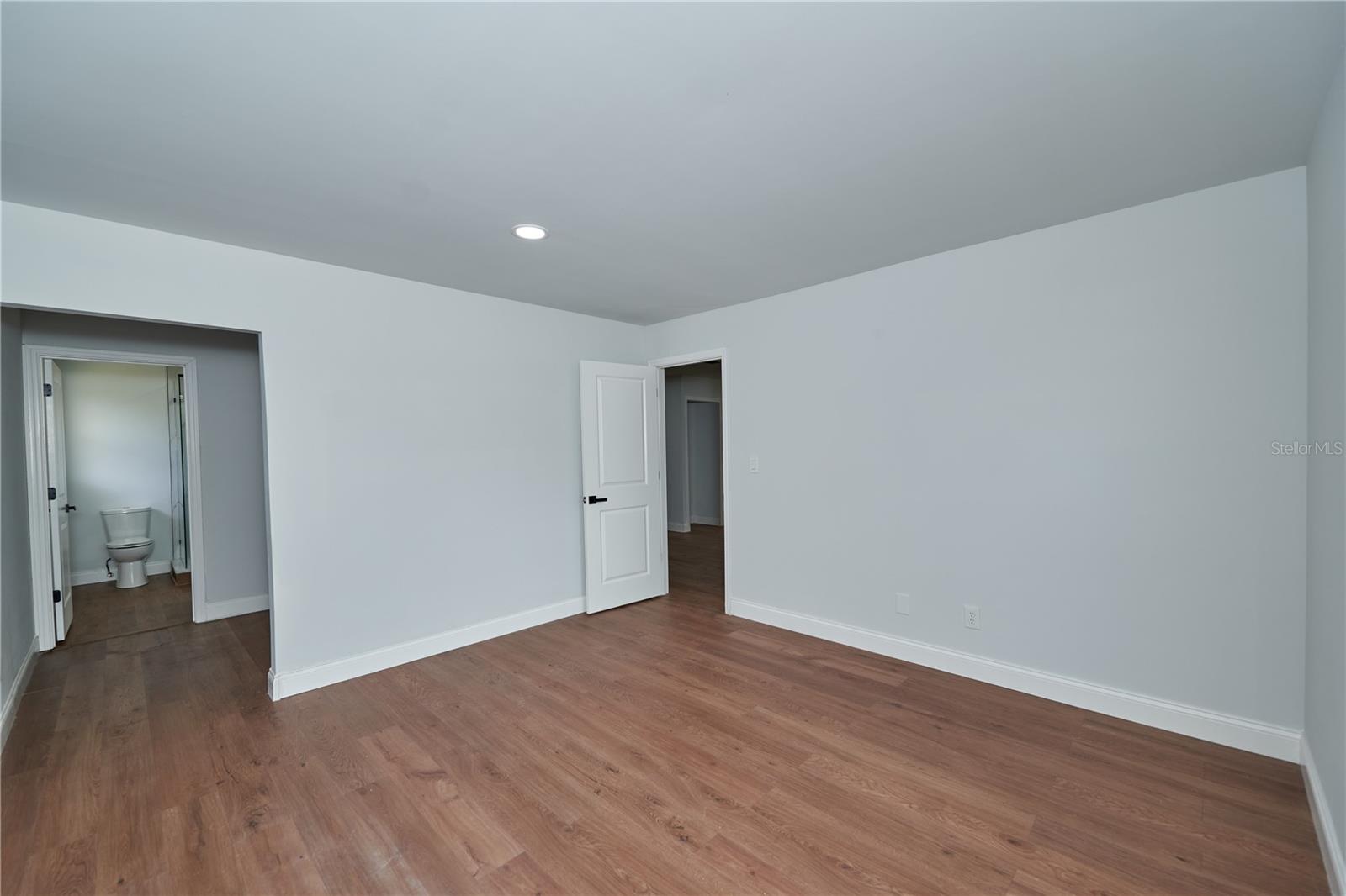 Image 25 of 48 For 863 Highland Avenue Nw
