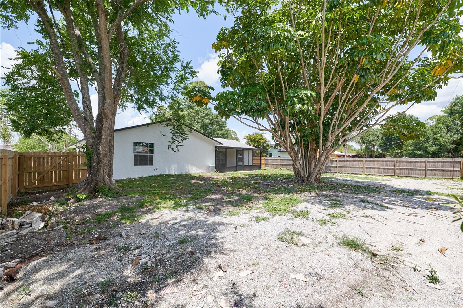 Image 40 of 48 For 863 Highland Avenue Nw