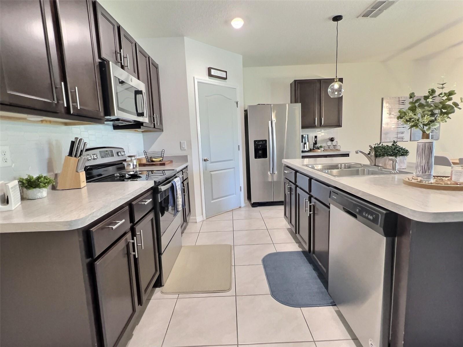 Image 15 of 40 For 3329 Royal Tern Drive