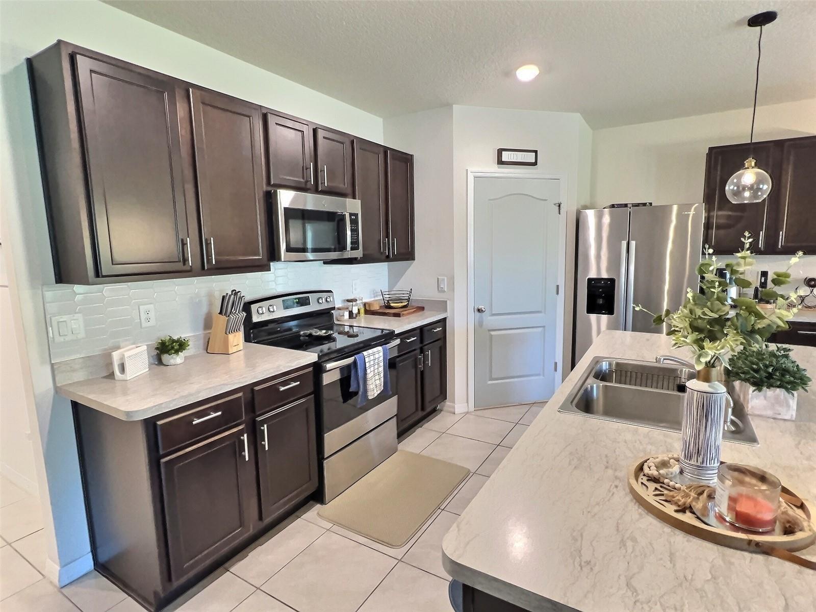 Image 16 of 40 For 3329 Royal Tern Drive