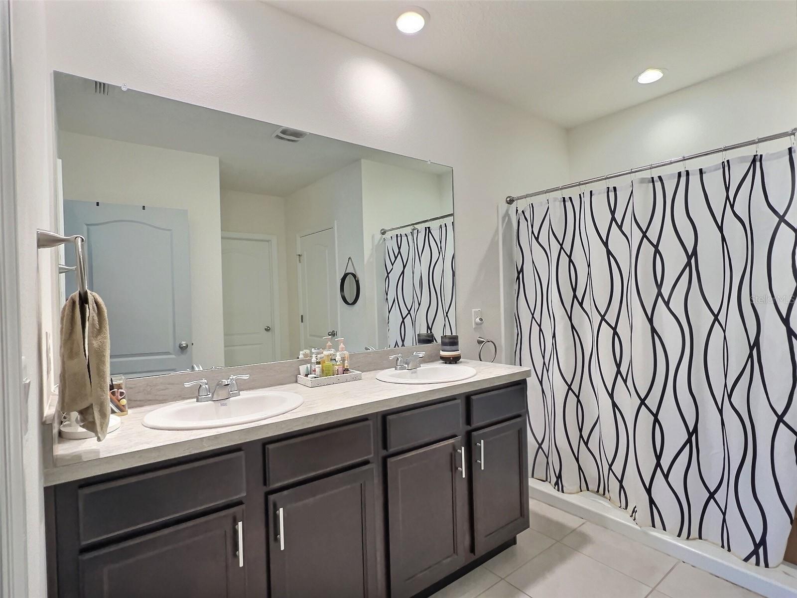 Image 31 of 40 For 3329 Royal Tern Drive