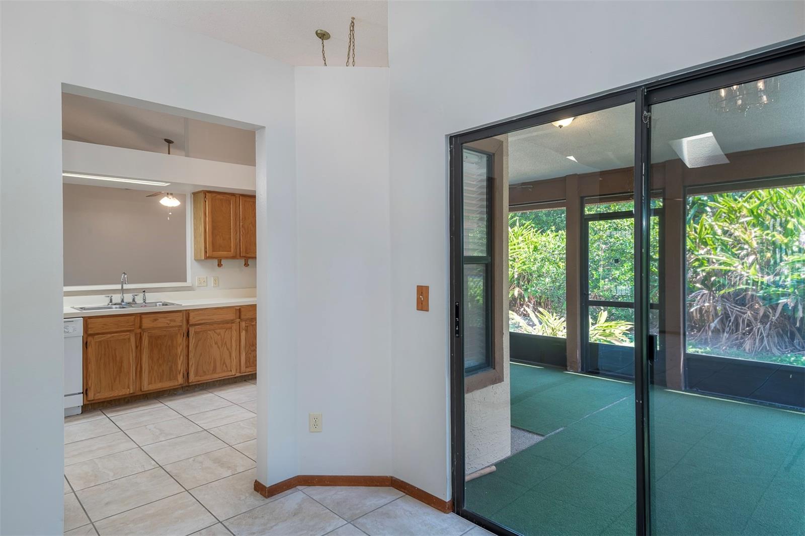 Image 4 of 31 For 1241 Leatherwood Drive