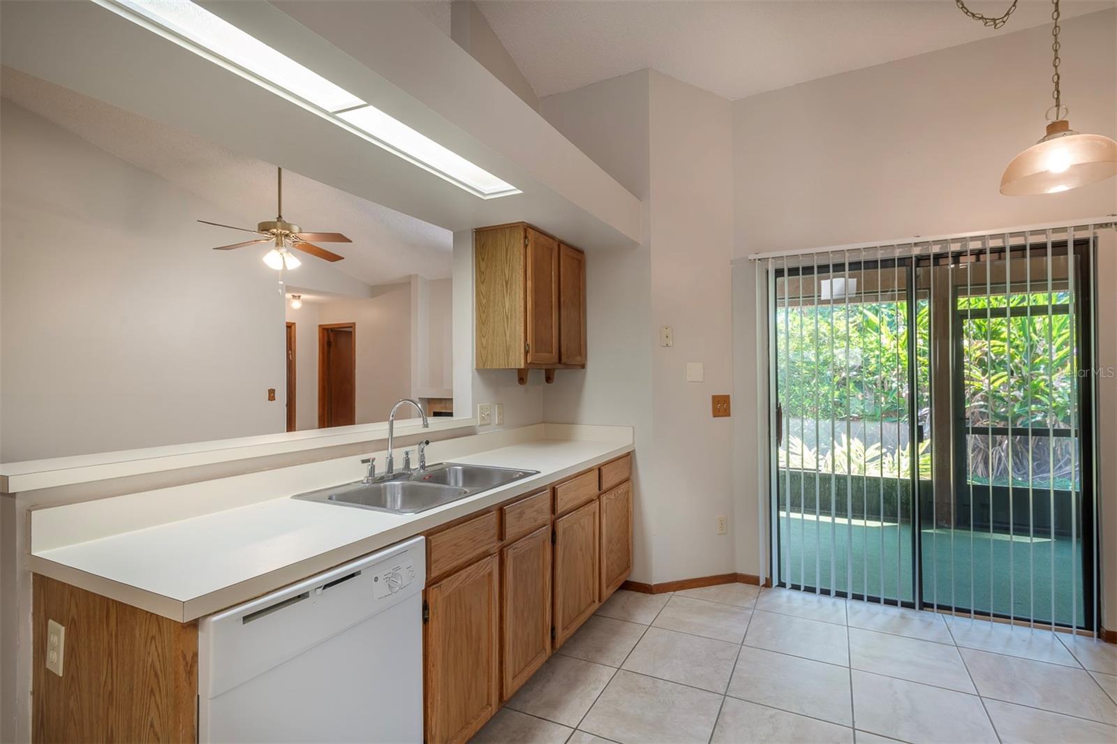 Image 8 of 31 For 1241 Leatherwood Drive