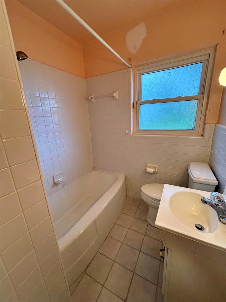 Image 10 of 27 For 1217 10th Street