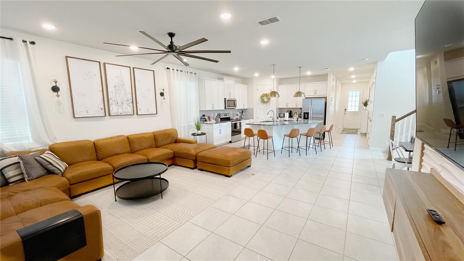 Image 5 of 86 For 8940 Coconut Breeze Drive