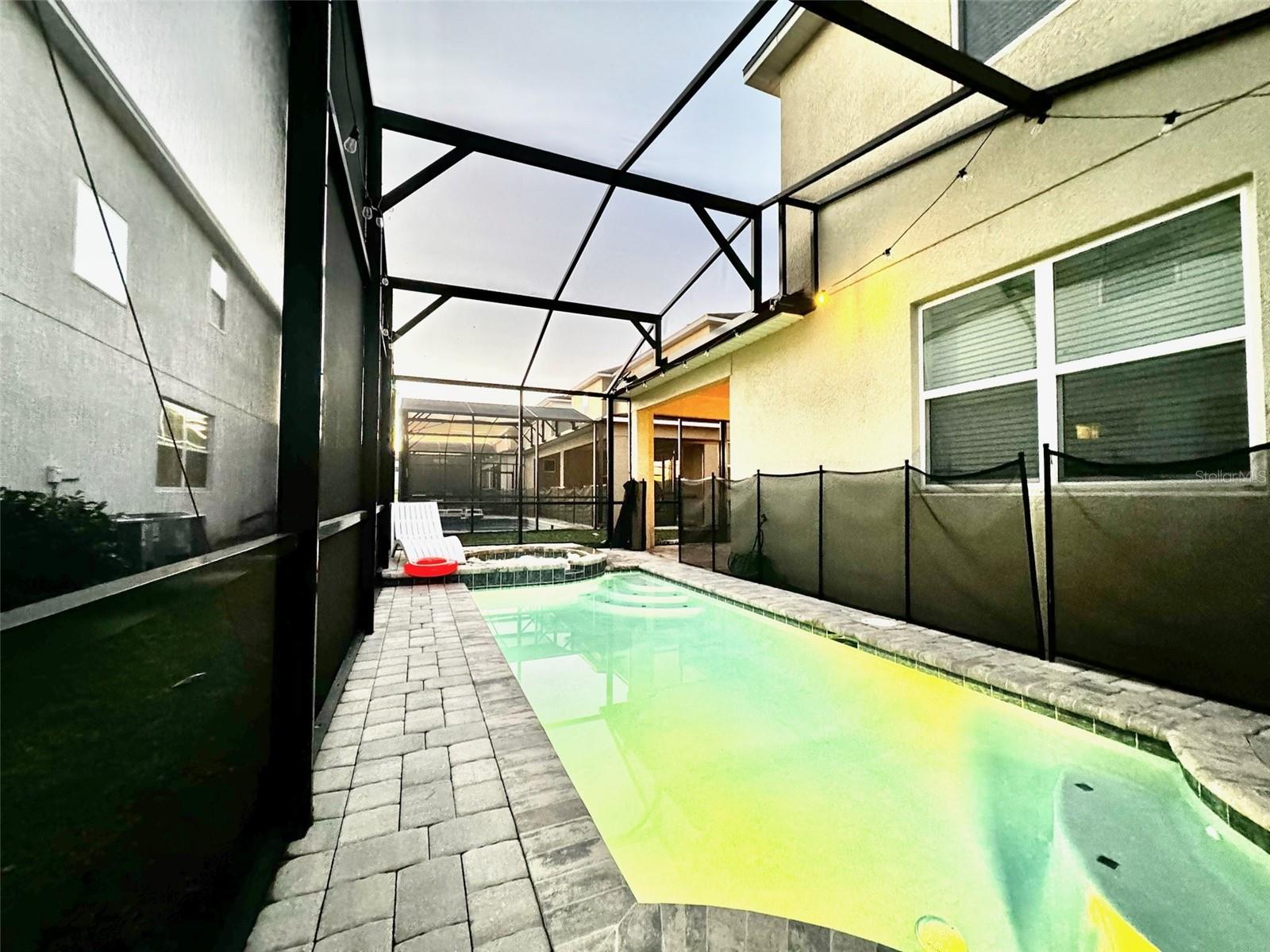 Image 8 of 86 For 8940 Coconut Breeze Drive