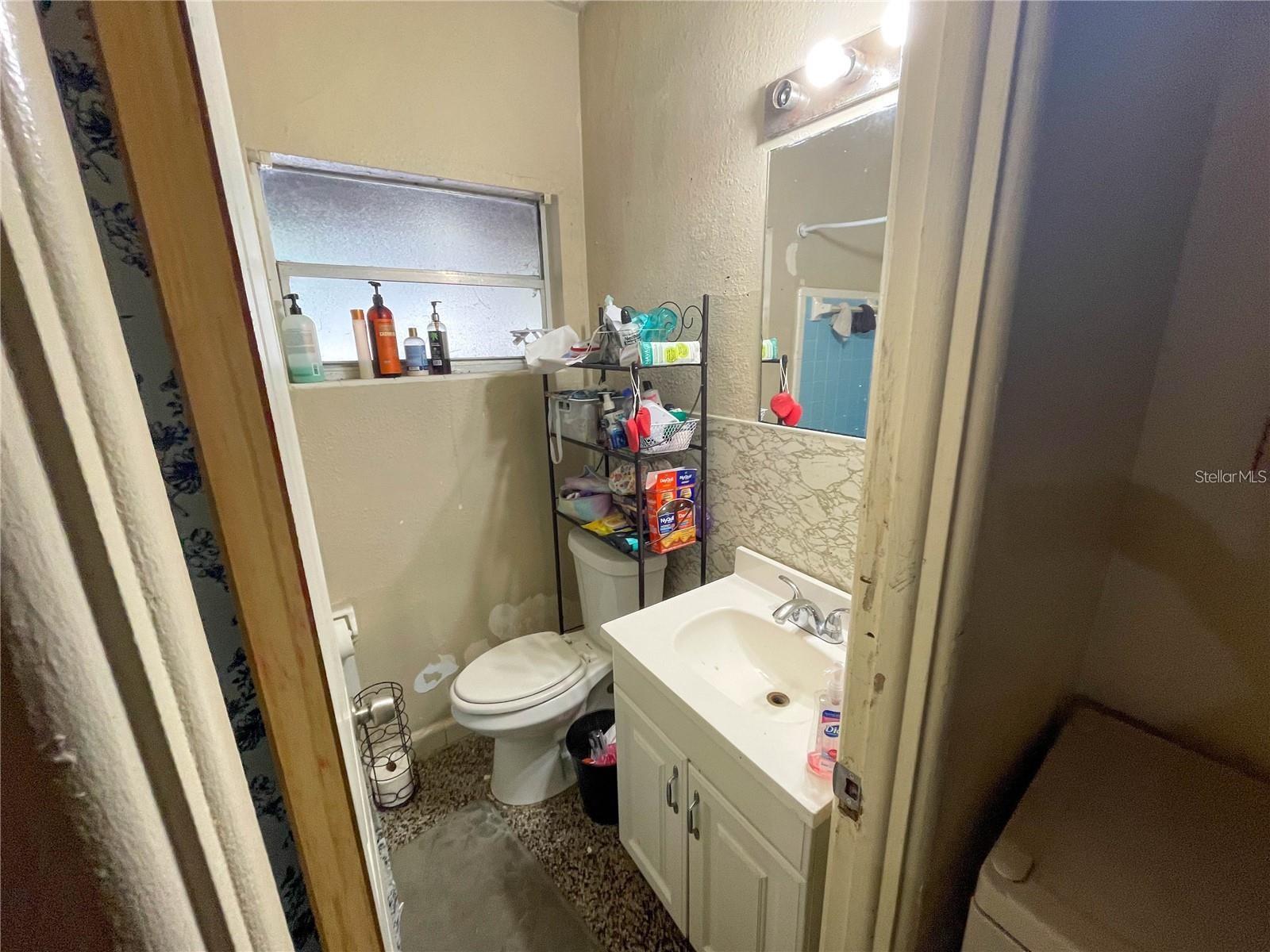 Image 21 of 24 For 2506 Perrine Place