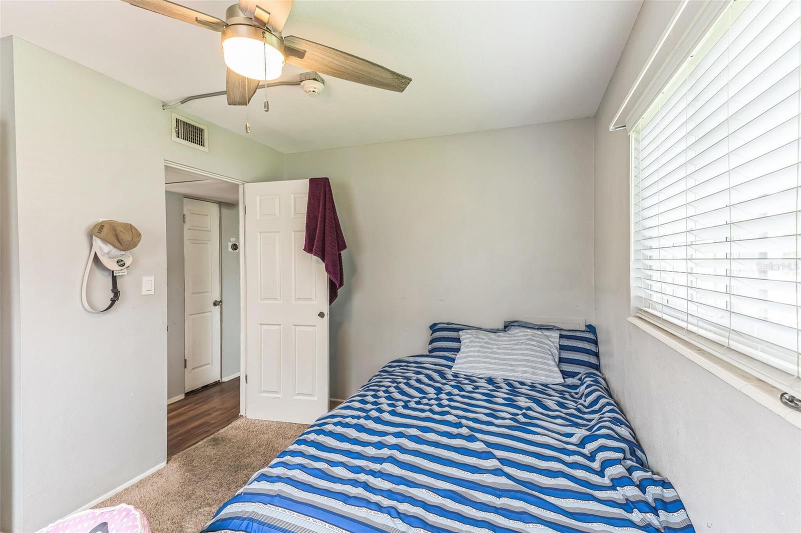 Image 24 of 33 For 5710 92nd Terrace N