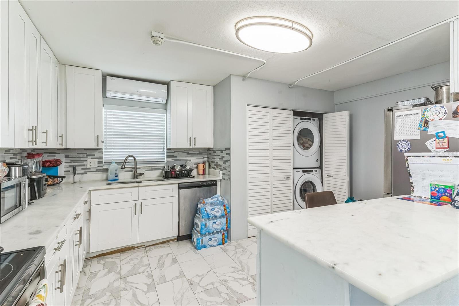 Image 6 of 33 For 5710 92nd Terrace N