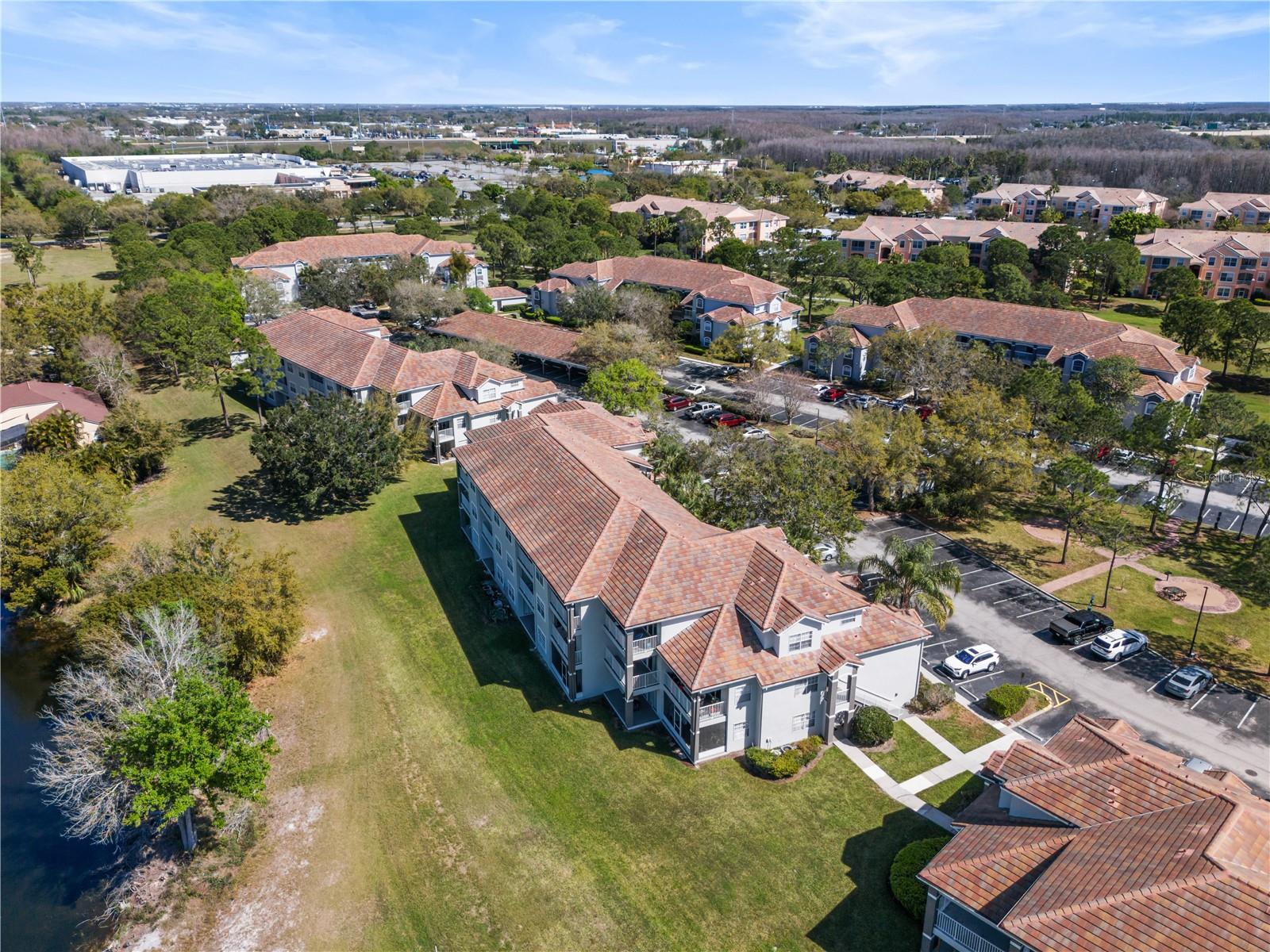 Image 31 of 31 For 13929 Fairway Island Drive 825