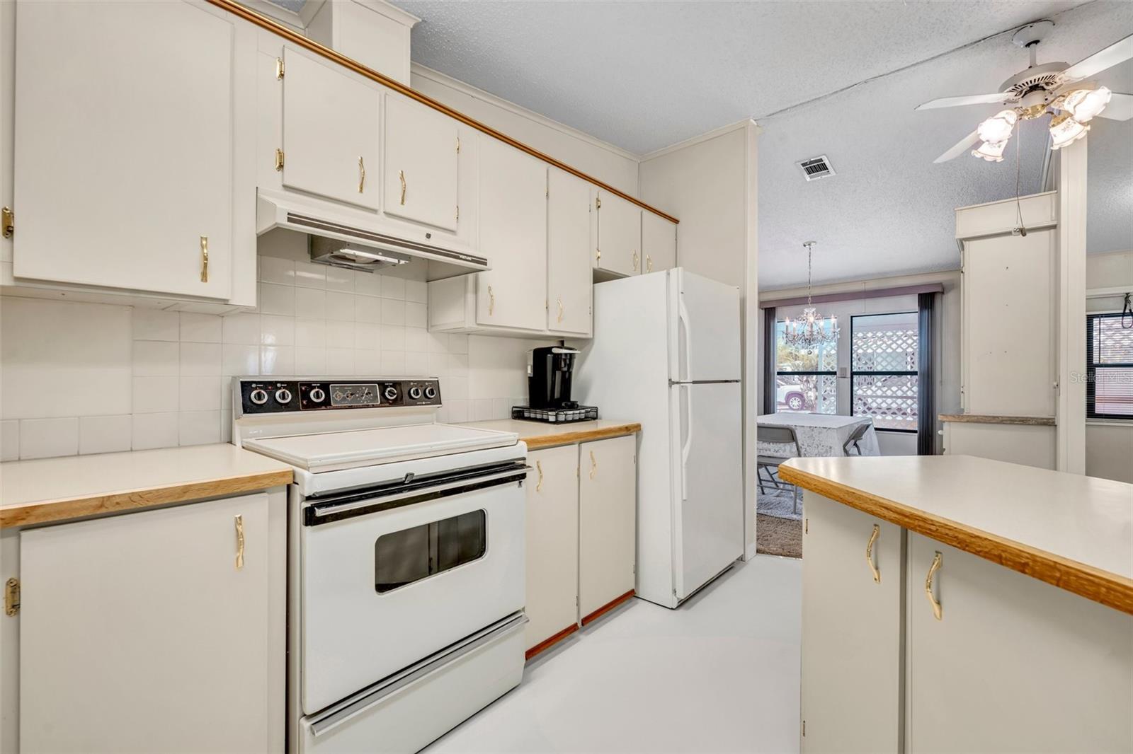 Image 17 of 39 For 750 Polo Park Boulevard