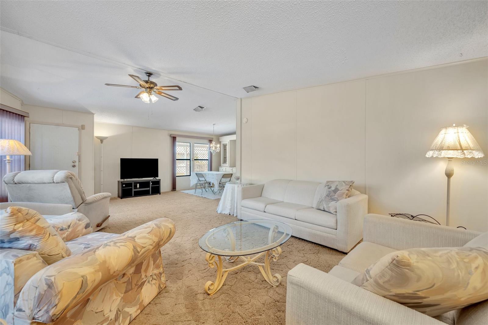 Image 7 of 39 For 750 Polo Park Boulevard