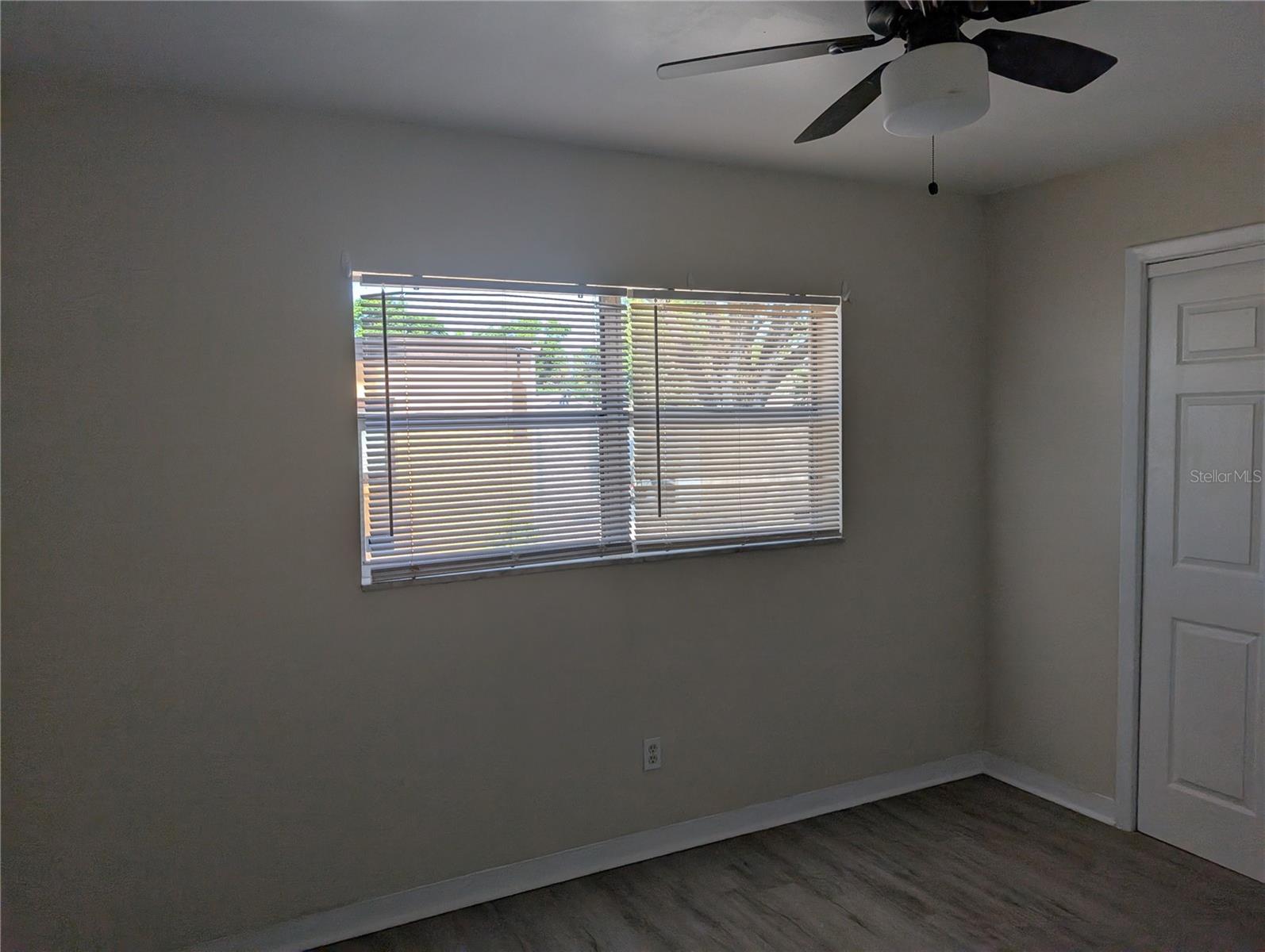 Image 10 of 17 For 8944 Temple Terrace Highway 8948