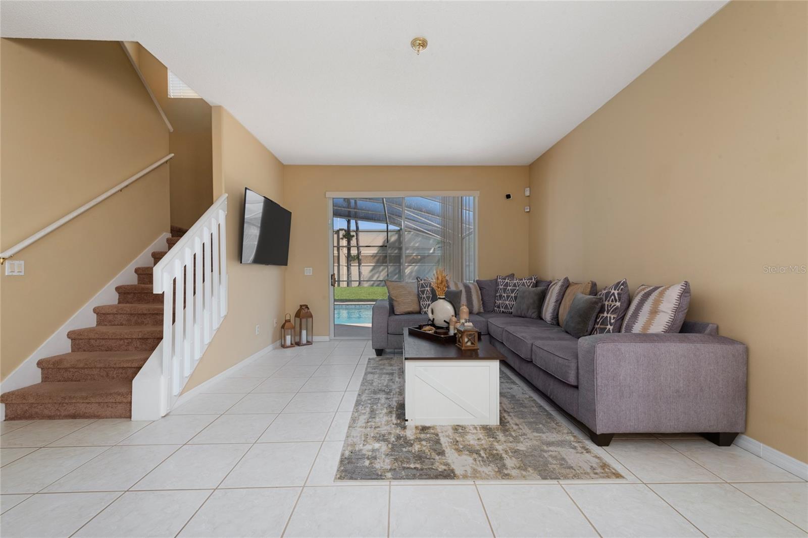 Image 13 of 36 For 5007 Bellthorn Drive
