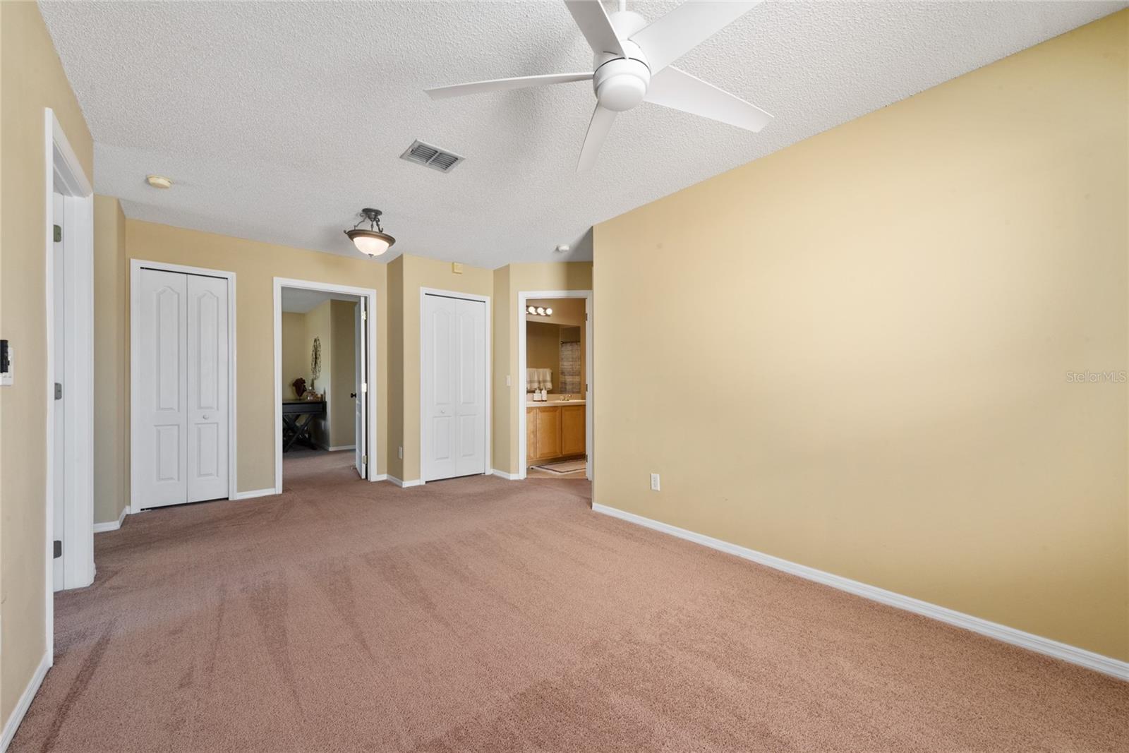 Image 15 of 36 For 5007 Bellthorn Drive