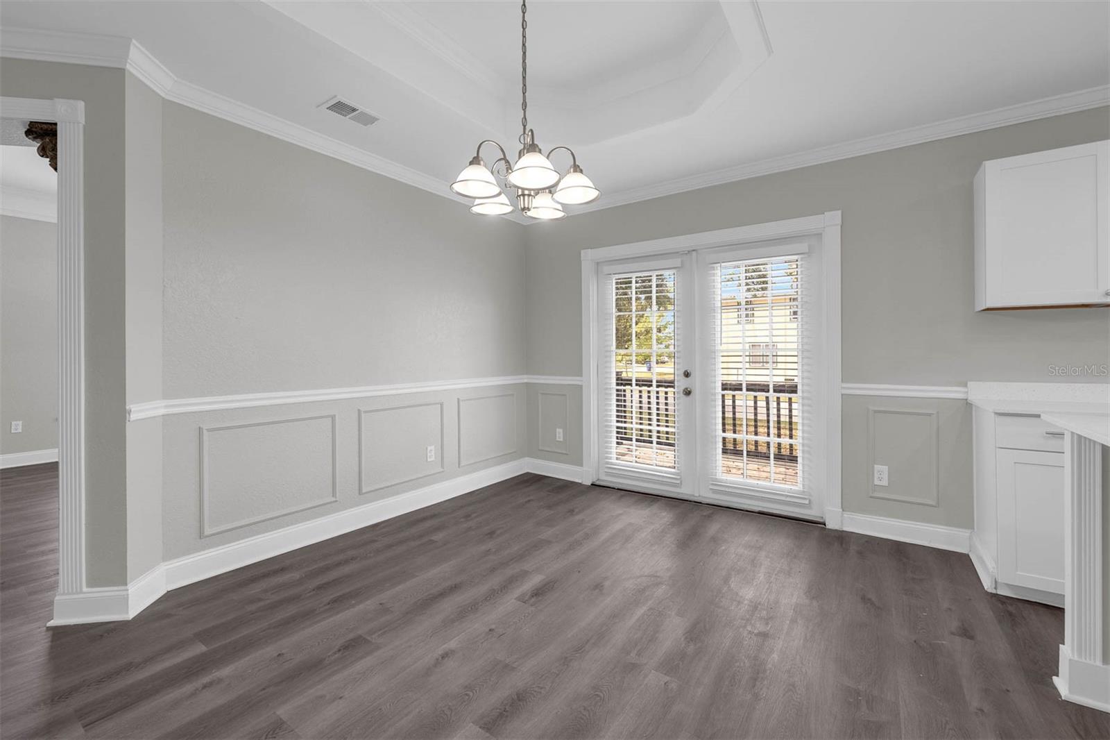 Image 13 of 42 For 803 Jersey Avenue