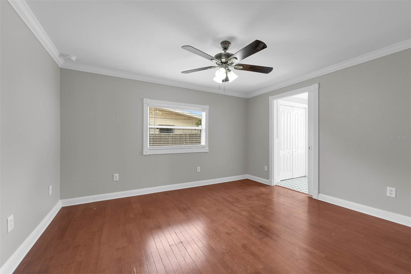 Image 28 of 42 For 803 Jersey Avenue