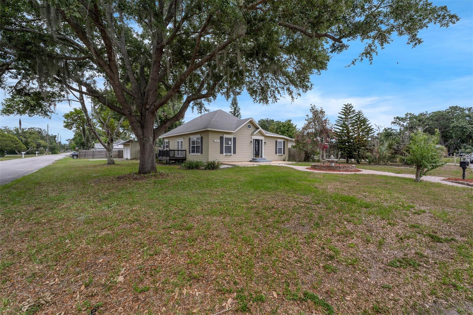 Image 4 of 42 For 803 Jersey Avenue