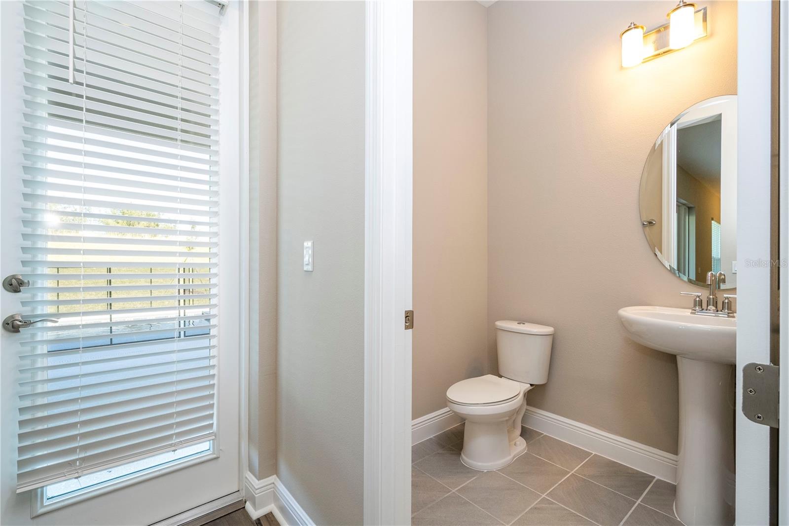 Image 32 of 66 For 16103 Silver Brook Way