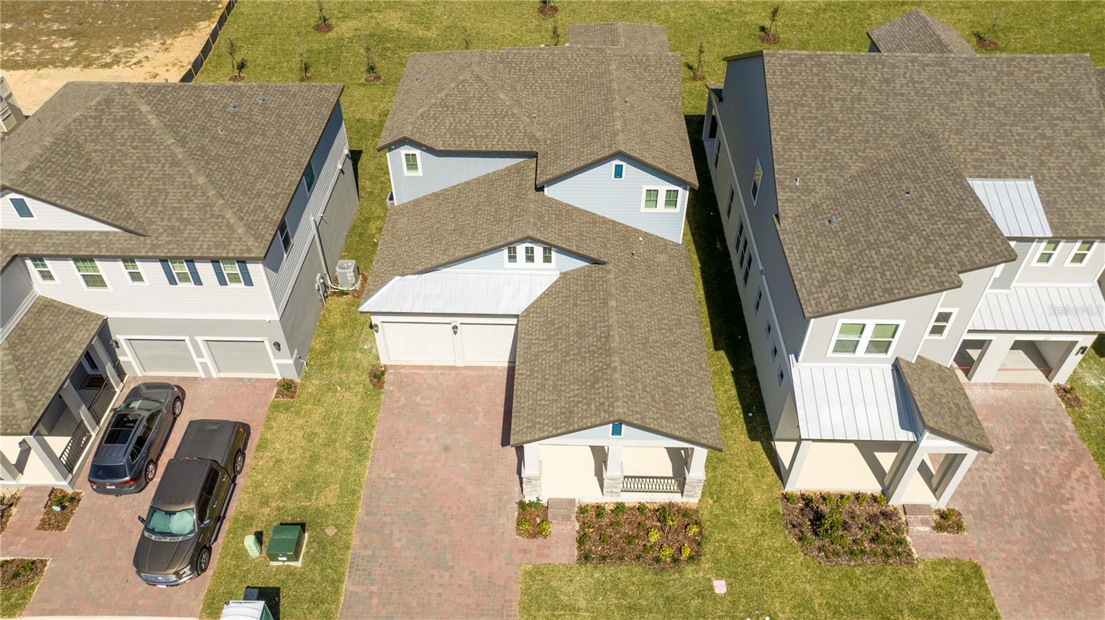 Image 4 of 66 For 16103 Silver Brook Way