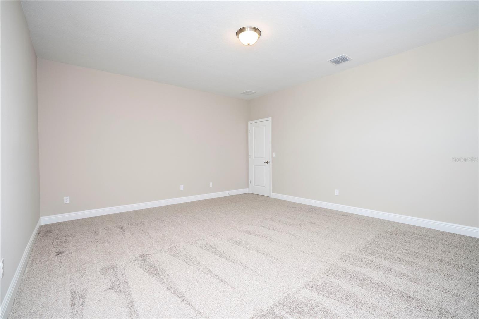 Image 41 of 66 For 16103 Silver Brook Way