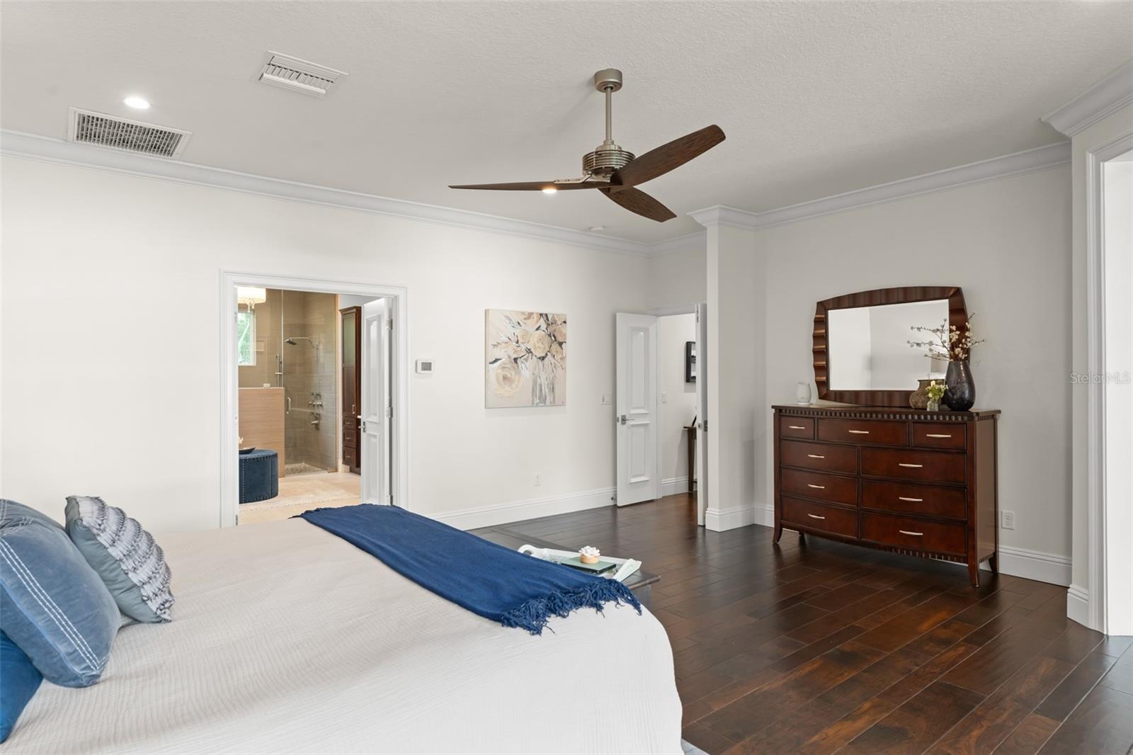 Image 21 of 97 For 1455 Kelso Boulevard