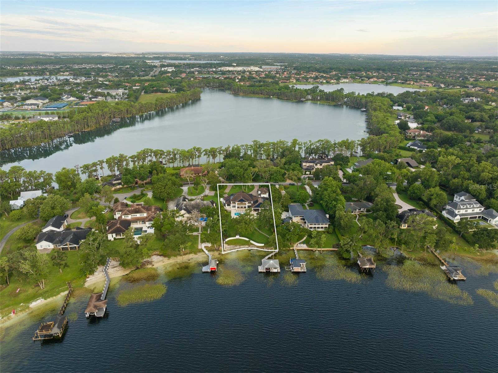Image 6 of 97 For 1455 Kelso Boulevard