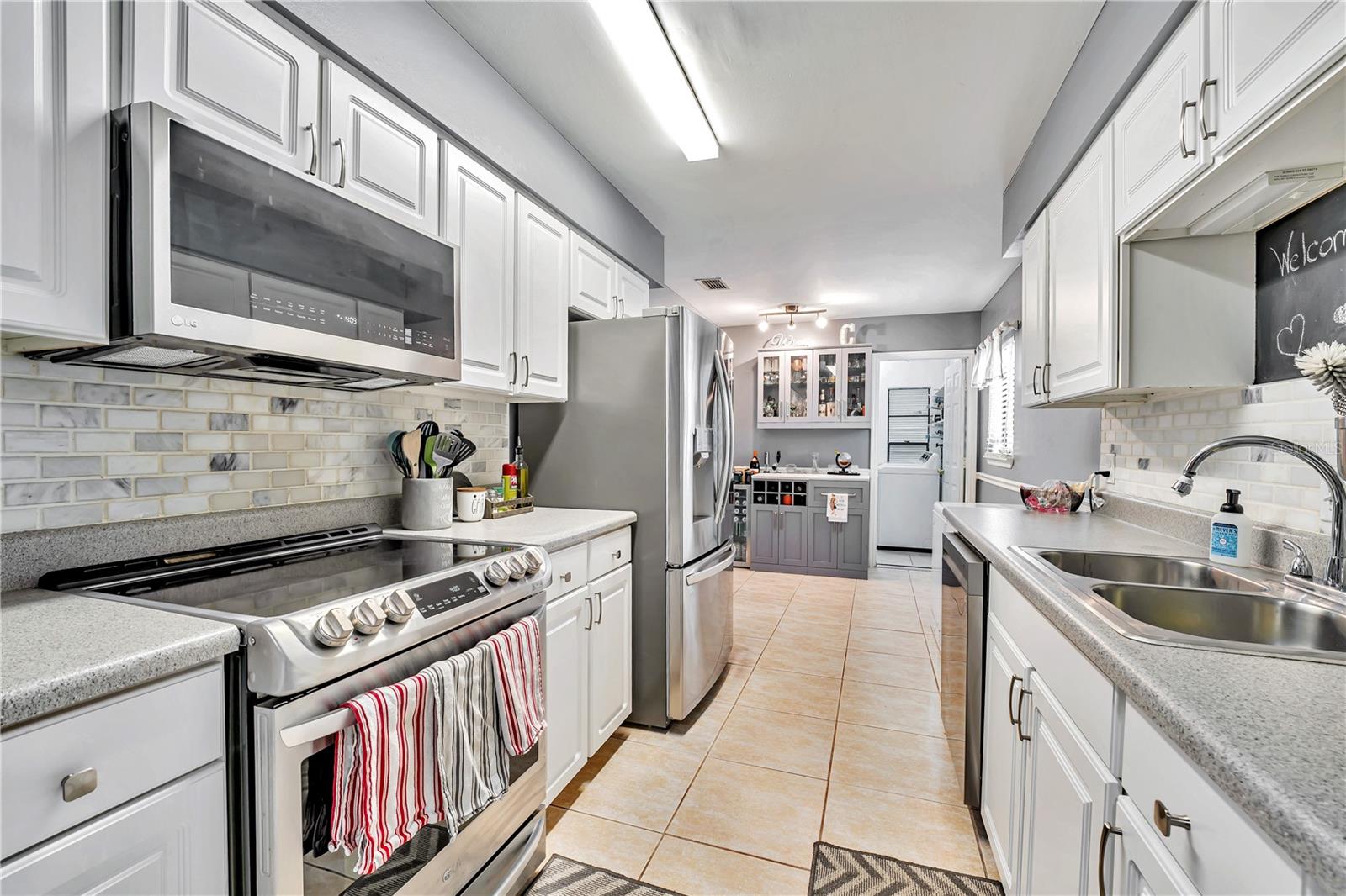 Image 10 of 22 For 701 Saint Michael Lane
